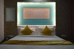 Hotel Shanti Palace