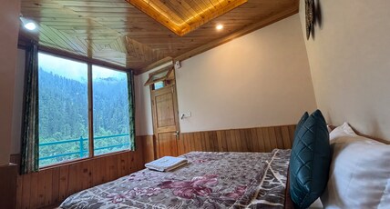 Venkys Shoja Room Type - Double Room With Mountain Facing Without Balcony