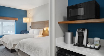 Holiday Inn Express & Suites WEST MELBOURNE Room Type - 2 Queen Beds Standard