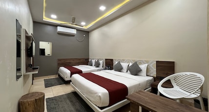 BABBA Ki BAADi Room Type - AC Deluxe Four Bed Room