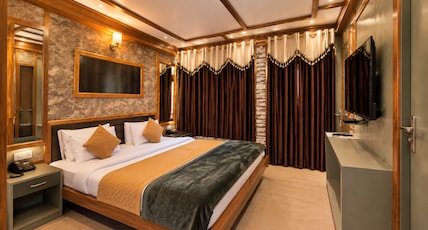 The Shivraj Lakeside Retreat Nainital on Mall Road Room Type - Deluxe Room The Shivraj Lakeside Retreat Nainital on Mall Road Room Type - Deluxe Room