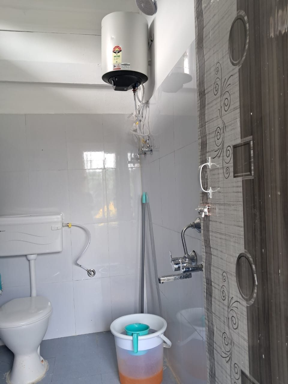 LINYA HOMESTAY - Tap to explore photos