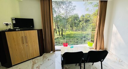 Grand Brew Inn Room Type - AC SUPER DELUXE VIEW ROOM
