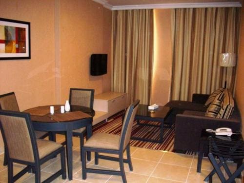 L' Arabia Hotel Apartments - Tap to explore photos