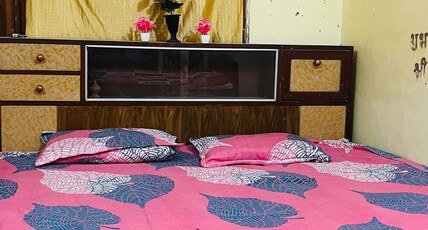 Parshwanath Home Stay Room Type - Bedroom