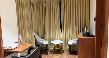 Hotel Elite Executive Lodging Room Type - DELUXE ROOM