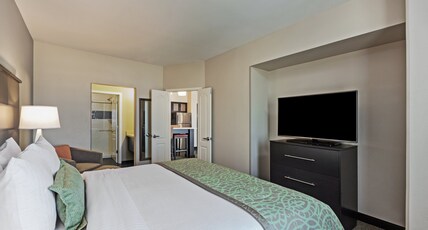 Staybridge Suites Fort Worth Fossil Creek Room Type - 1 Bedroom Suite Dining