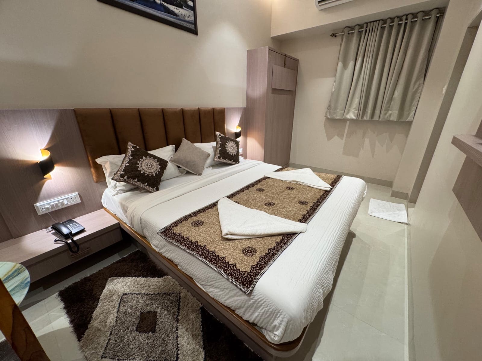 Hotel Regal Residency - Tap to explore photos
