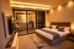 The Luxury Penthouse IGI Airport Delhi