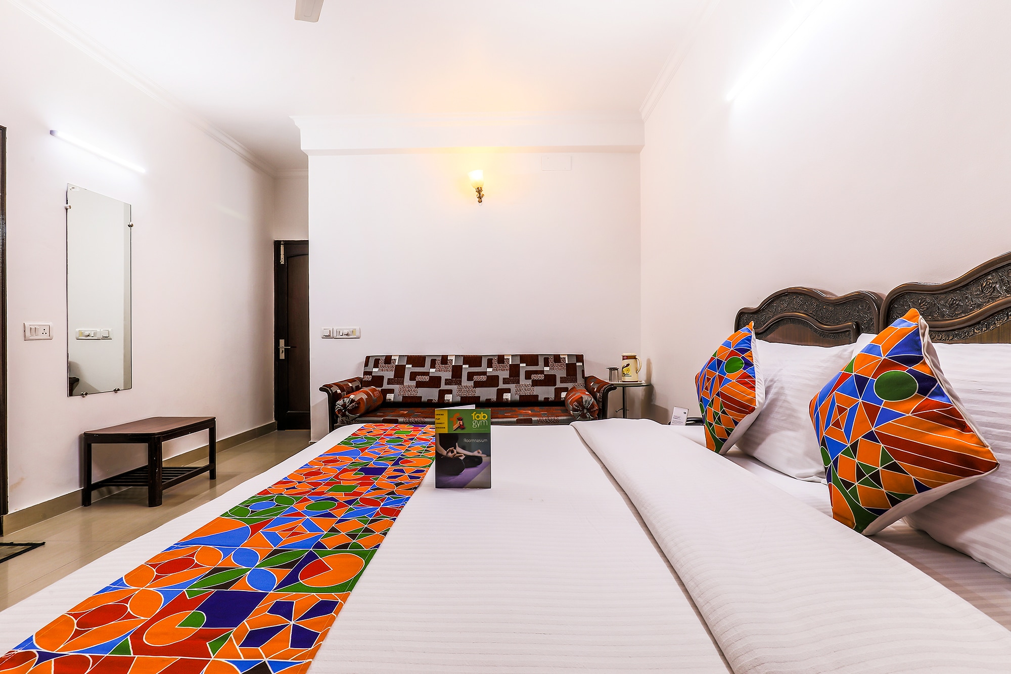 Via Hemkunt Mansion - Nr Noida Sector-15 Metro - Tap to explore photos