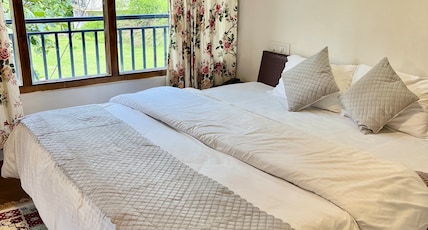 Tourist Hotel (10 Mins Walking from Mall), Manali Room Type - Family Room with Mountain view Balcony Tourist Hotel (10 Mins Walking from Mall), Manali Room Type - Family Room with Mountain view Balcony