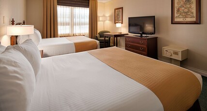 Best Western Sault Ste. Marie Room Type - 2 Queen Beds, Non-Smoking, Microwave And Refrigerator, Full Breakfast