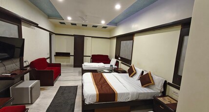 Hotel Ambaji International Room Type - Family Room