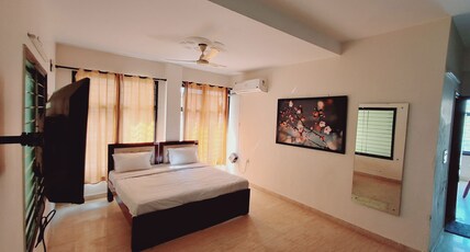 Nice Stay & Care | AC Rooms with Wifi | Sector 46 Noida Room Type - Deluxe Room