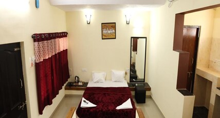 VRK Retreat A MTDC Property At Mozari Point Chikhldara Room Type - Semi VIP AC Suite