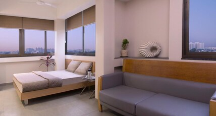 Aavas Inn Room Type - Junior Suite with City View