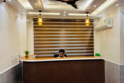 Hotel DNU Palace at Pandeypur