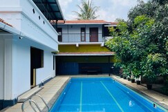 Three Empire Single Bedroom Villa