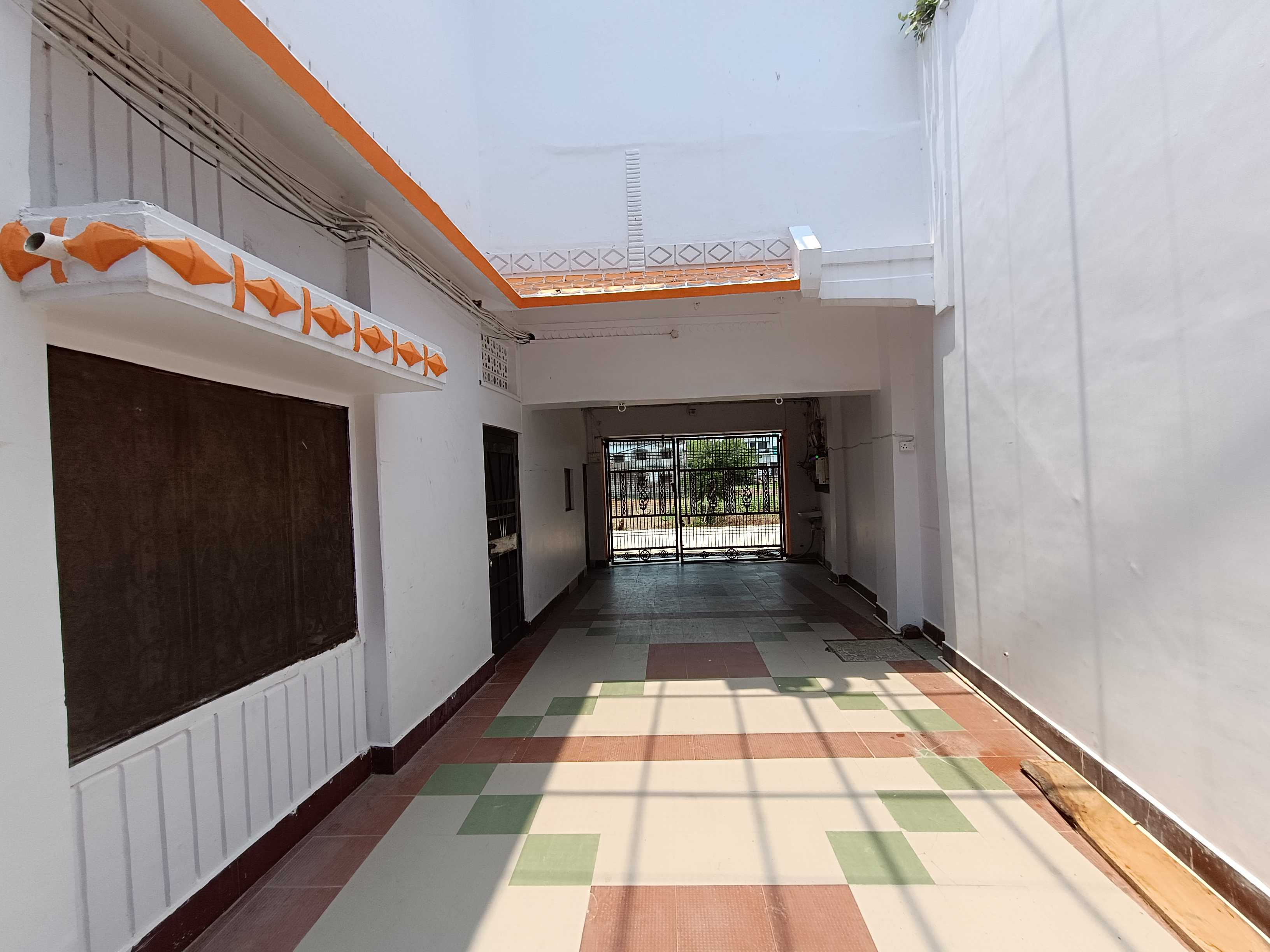 Hotel O Home Shri Hari Lodge Homestay - Tap to explore photos