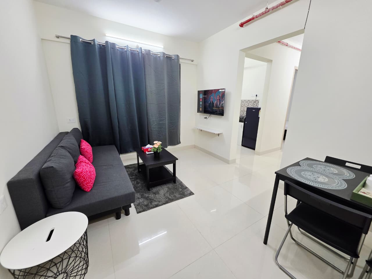 2BHK Service Apartment In Dadar Near TMH By Florastays - Tap to explore photos