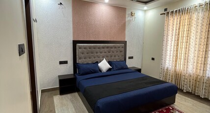 UK Home Stay | Nainital Room Type - Double Deluxe room