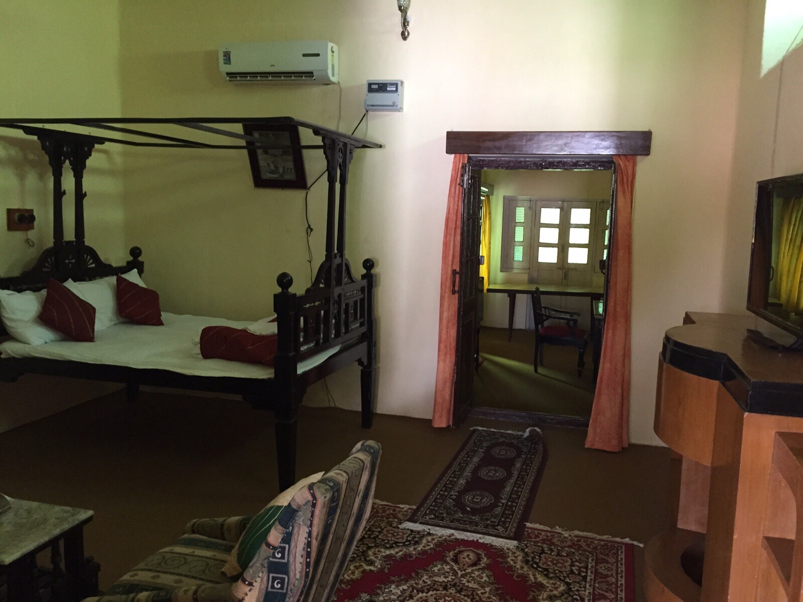 Main gallery