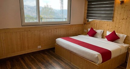 Kesarjees Room Type - Deluxe Room