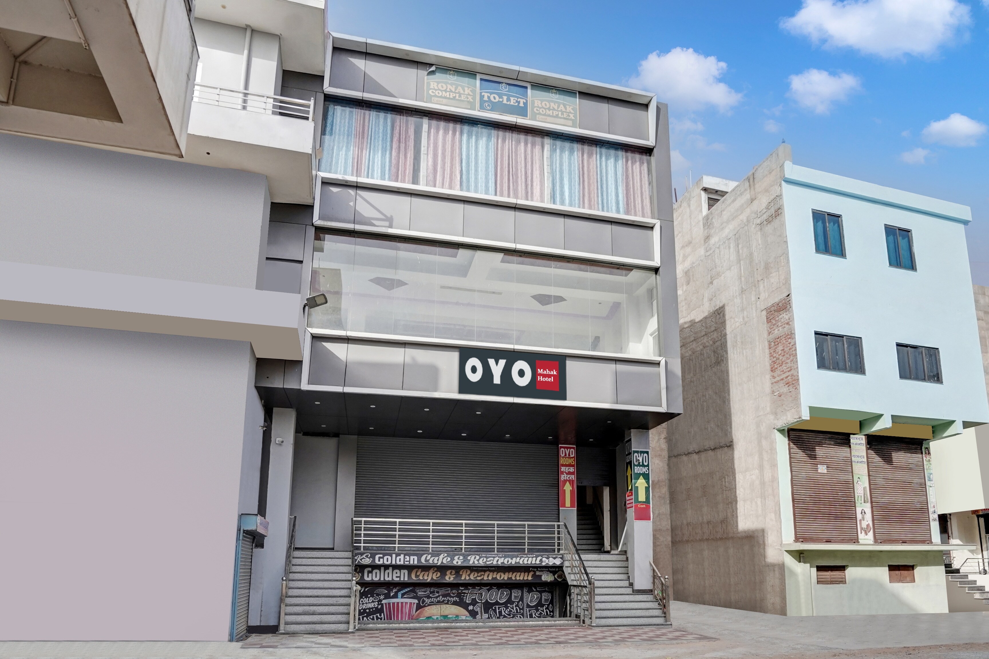 OYO 824576 Mahak Hotel - Tap to explore photos