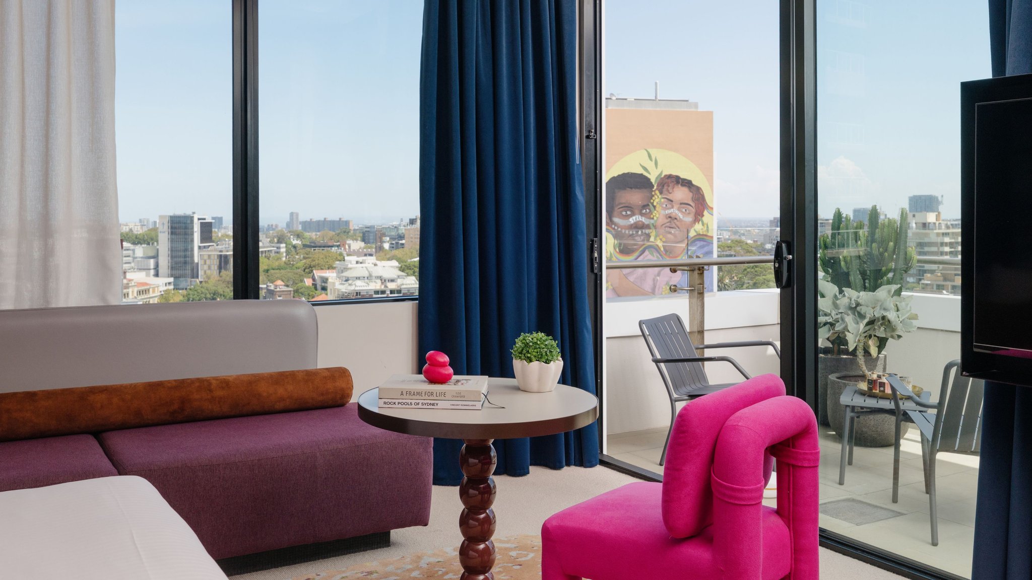 Indigo Sydney Potts Point - Tap to explore photos