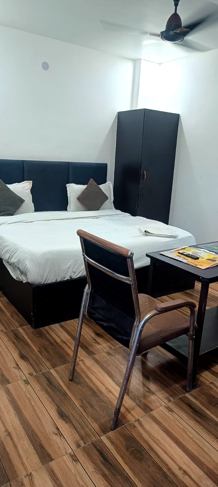 Kuber Residency - Tap to explore photos