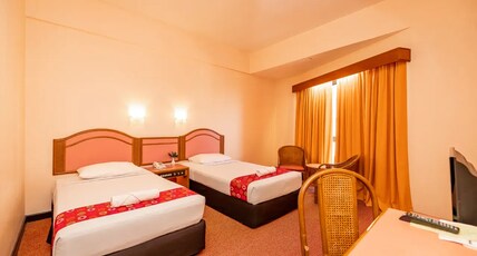 Hotel Grand Continental Room Type - Deluxe TWIN
