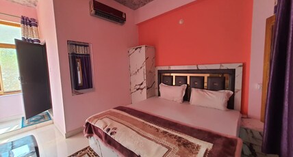 HOTEL BATTALION 10 Rudraprayag Room Type - Super Deluxe AC Room (double bed)