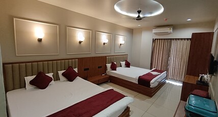 HOTEL METRO MODASA Room Type - SUPER DELUX