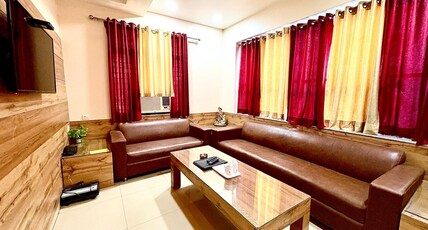 Hotel Pradeep Palace Room Type - suite room