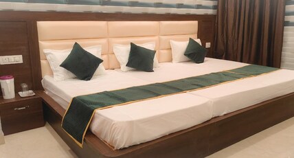 G L PALACE Room Type - Three Bed Non Ac Room