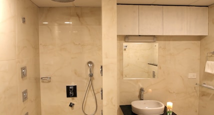 Crimson Lotus Room Type - Two bedroom apartment with living area