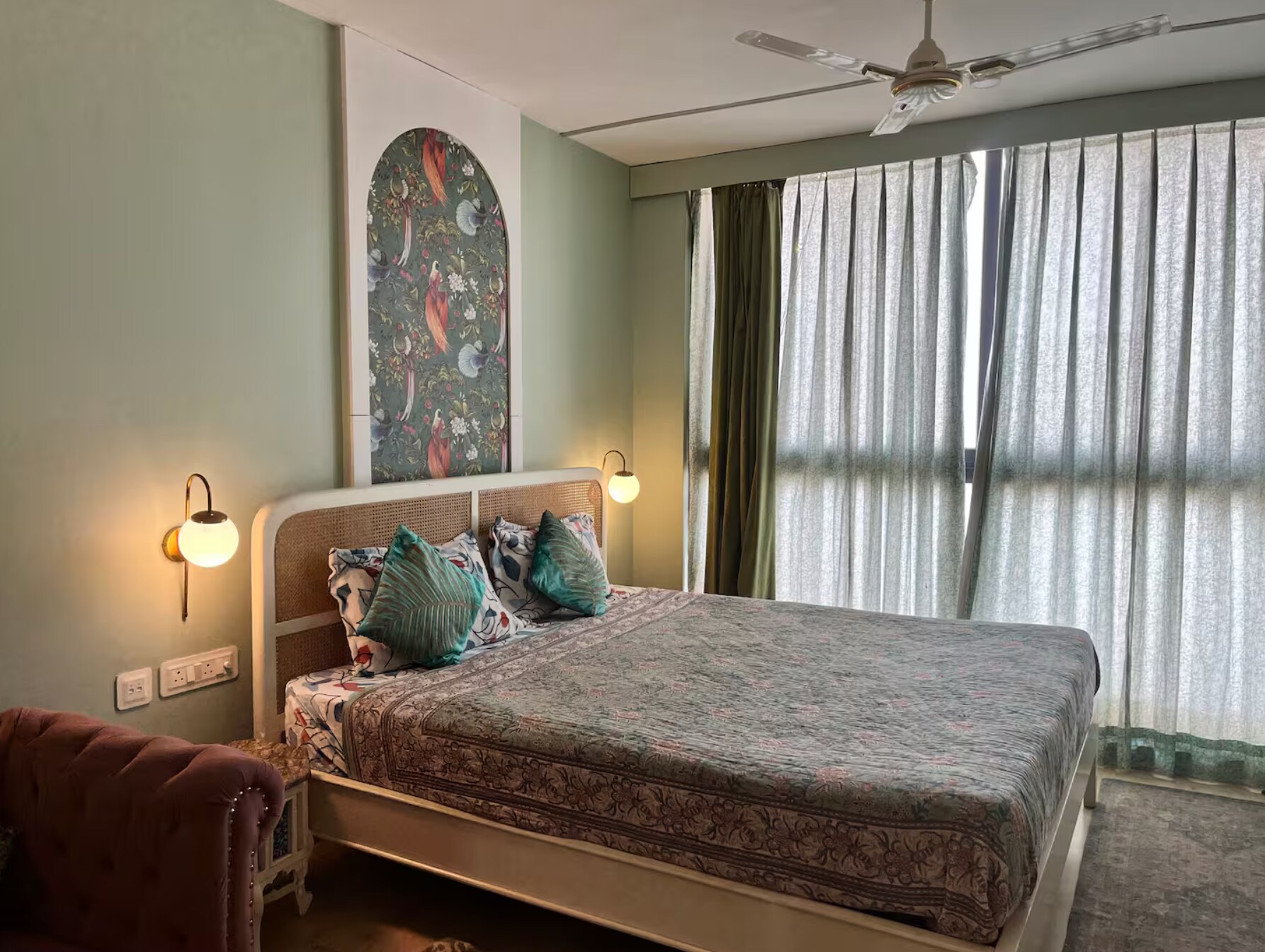 MysticHaven - 1BHK Near Brilliant Convention Centre - Tap to explore photos