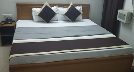 Shri Ram Palace Room Type - Standard Room