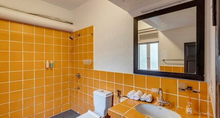 Waters by Limestays Room Type - Orange Door