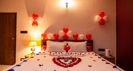 Wooden Pearl Homestay Room Type - Deluxe King Room