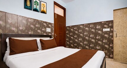 The Mauryan Hotel, Hari Nagar Room Type - Standard Room with Air Conditioning