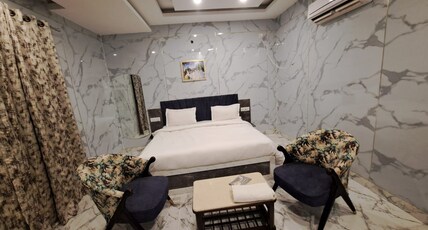 Shree Darbar,Vrindavan Room Type - Super Deluxe Room