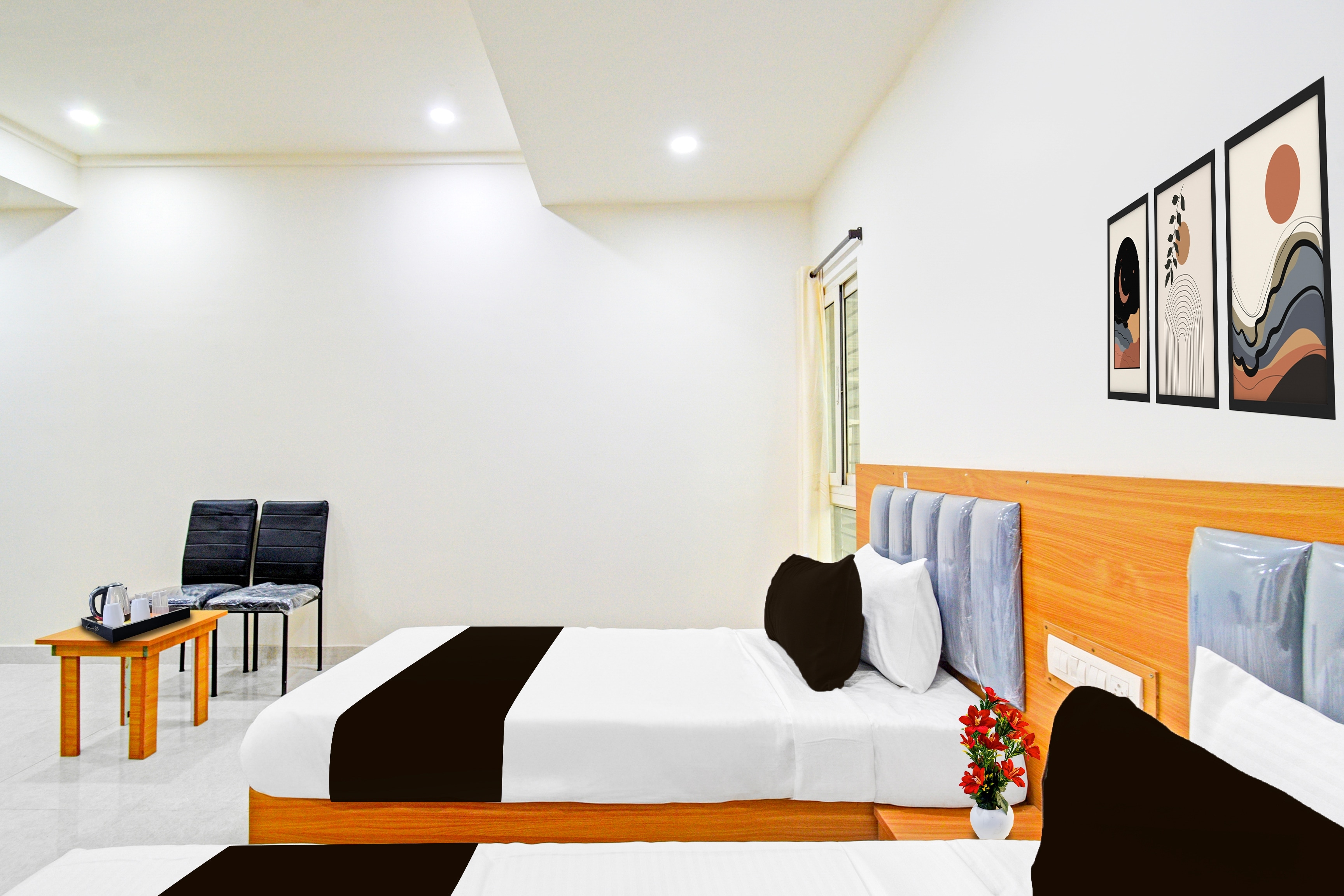 Townhouse OAK Santosh Nagar Hyderabad - Tap to explore photos