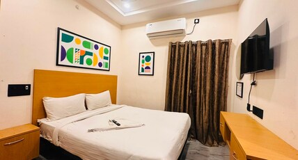 FabHotel Excella Vizag Room Type - Deluxe Room