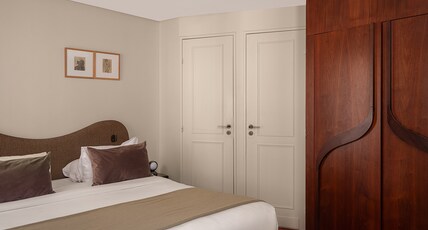 Hotel Belloy Saint Germain Room Type - DELUXE ROOM