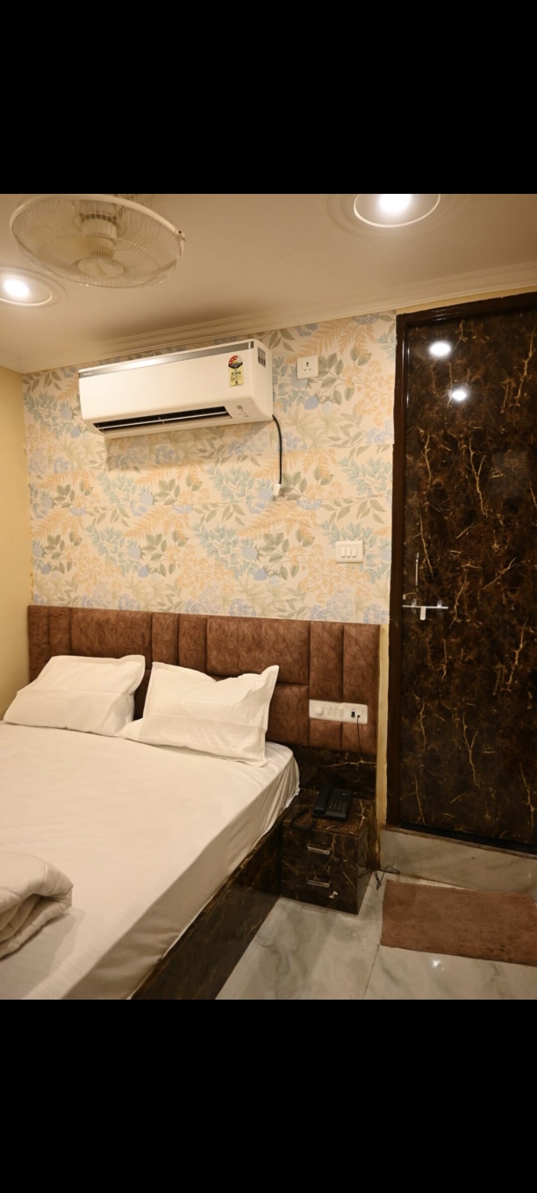 Trinetra Homestay - Tap to explore photos