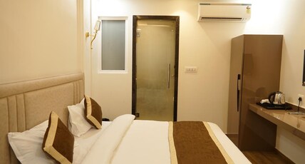 HOTEL KARTAR GRAND Room Type - Premium Room