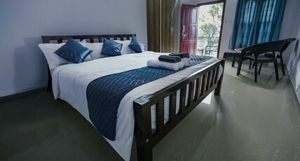 Mythree Mist - A Hill Station Boutique Hotel Room Type - Valley View Premium Room