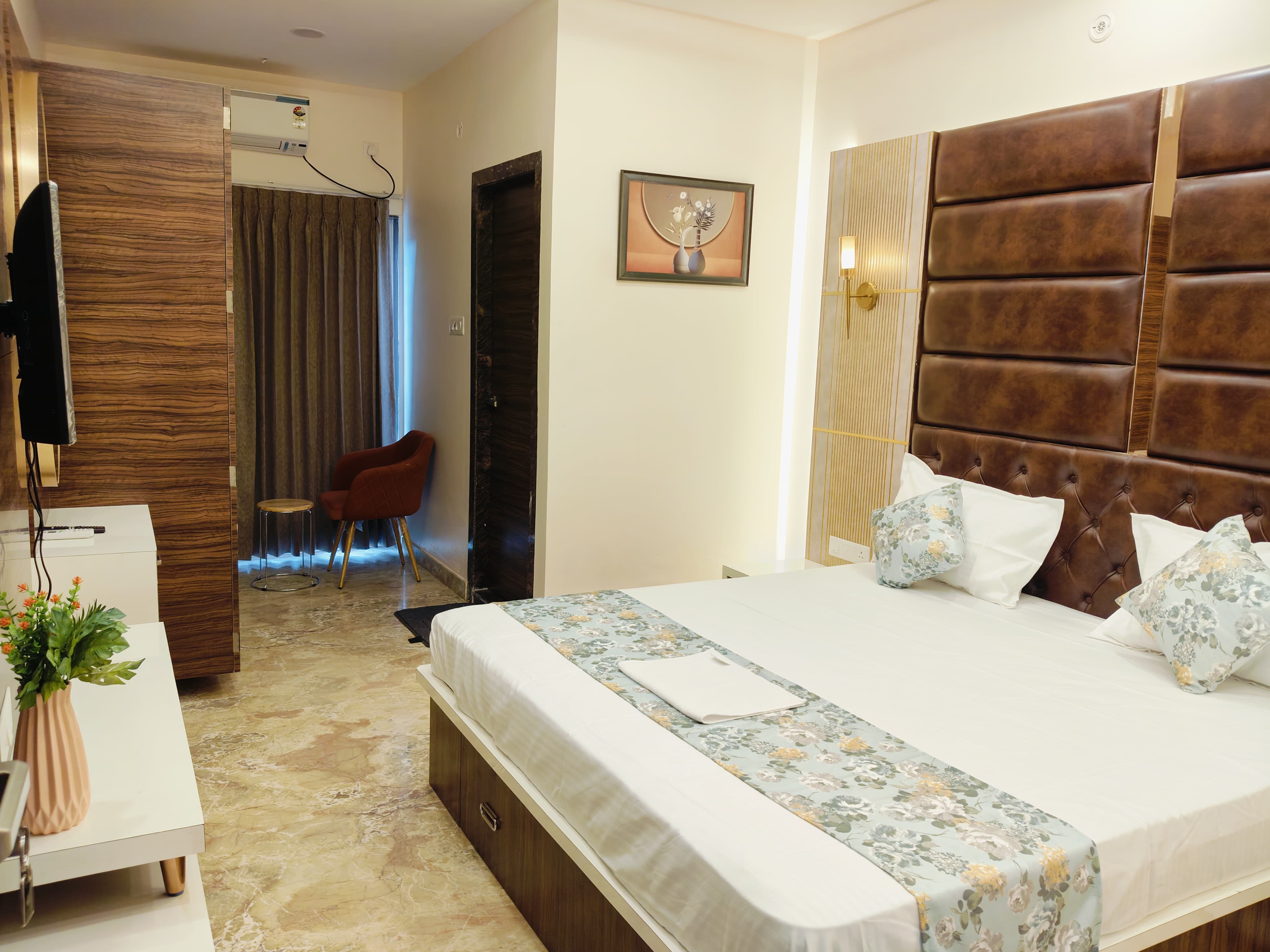Prayag Residency - Tap to explore photos