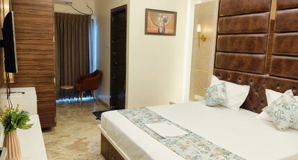 Prayag Residency Room Type - Standard Room with Garden View